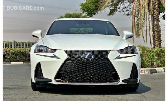 Sayi Imported Lexus IS White Mota in Import - Dubai a Agadez Sayi Imported Lexus IS White Mota in Import - Dubai a Agadez