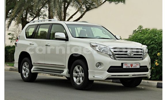 Sayi Imported Toyota Prado White Mota in Import - Dubai a Agadez Sayi Imported Toyota Prado White Mota in Import - Dubai a Agadez