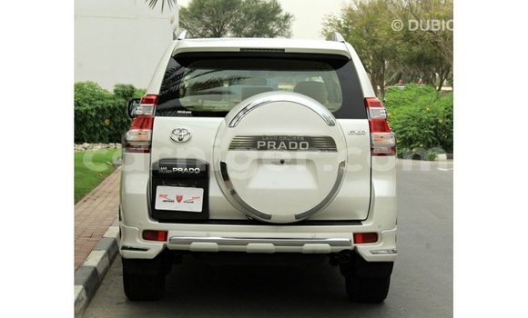 Sayi Imported Toyota Prado White Mota in Import - Dubai a Agadez Sayi Imported Toyota Prado White Mota in Import - Dubai a Agadez