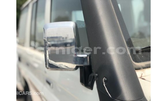 اشتري Imported Toyota Land Cruiser Other شاحنة في Import - Dubai في أغاديز اشتري Imported Toyota Land Cruiser Other شاحنة في Import - Dubai في أغاديز