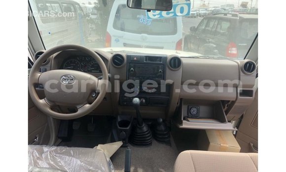 اشتري Imported Toyota Land Cruiser Other شاحنة في Import - Dubai في أغاديز اشتري Imported Toyota Land Cruiser Other شاحنة في Import - Dubai في أغاديز