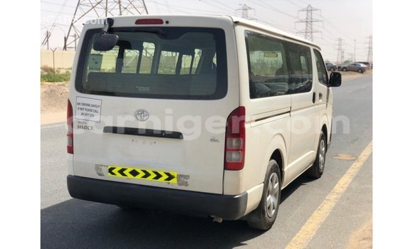 Buy Import Toyota Hiace White Car in Import - Dubai in Agadez Buy Import Toyota Hiace White Car in Import - Dubai in Agadez