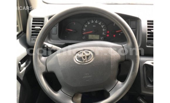 Buy Import Toyota Hiace White Car in Import - Dubai in Agadez Buy Import Toyota Hiace White Car in Import - Dubai in Agadez