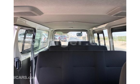 Buy Import Toyota Hiace White Car in Import - Dubai in Agadez Buy Import Toyota Hiace White Car in Import - Dubai in Agadez