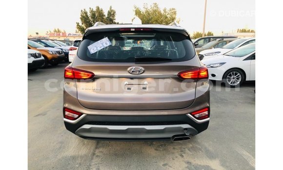 Sayi Imported Hyundai Santa Fe Brown Mota in Import - Dubai a Agadez Sayi Imported Hyundai Santa Fe Brown Mota in Import - Dubai a Agadez