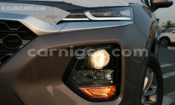 Sayi Imported Hyundai Santa Fe Brown Mota in Import - Dubai a Agadez Sayi Imported Hyundai Santa Fe Brown Mota in Import - Dubai a Agadez