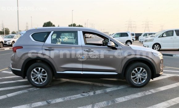 Sayi Imported Hyundai Santa Fe Brown Mota in Import - Dubai a Agadez Sayi Imported Hyundai Santa Fe Brown Mota in Import - Dubai a Agadez