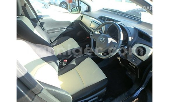 Buy Import Toyota Vitz Other Car in Import - Dubai in Agadez Buy Import Toyota Vitz Other Car in Import - Dubai in Agadez