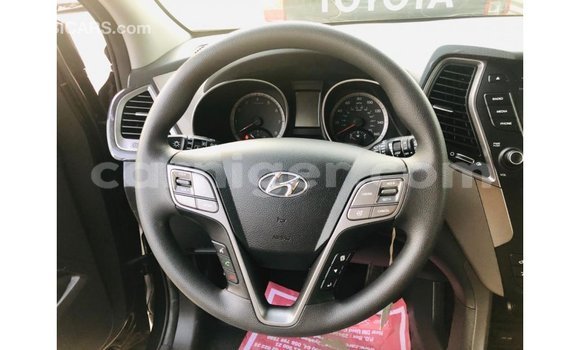 Sayi Imported Hyundai Santa Fe Black Mota in Import - Dubai a Agadez Sayi Imported Hyundai Santa Fe Black Mota in Import - Dubai a Agadez