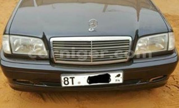 Sayi Na hannu Mercedes‒Benz C–Class Blue Mota in Arlit a Agadez Sayi Na hannu Mercedes‒Benz C–Class Blue Mota in Arlit a Agadez