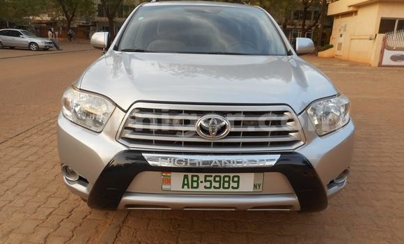 Acheter Occasion Voiture Toyota Highlander Gris à Agadez au Agadez Acheter Occasion Voiture Toyota Highlander Gris à Agadez au Agadez