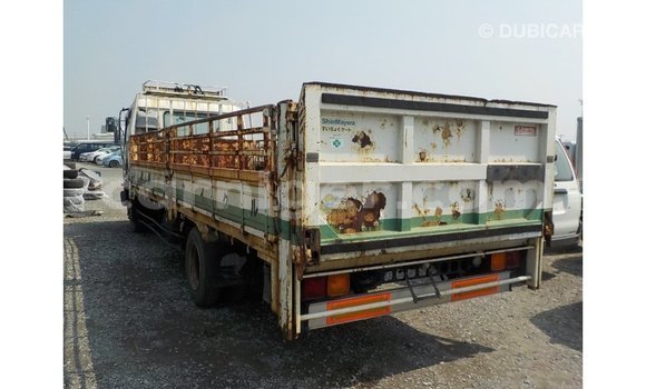 Buy Import Isuzu Bighorn White Truck in Import - Dubai in Agadez Buy Import Isuzu Bighorn White Truck in Import - Dubai in Agadez