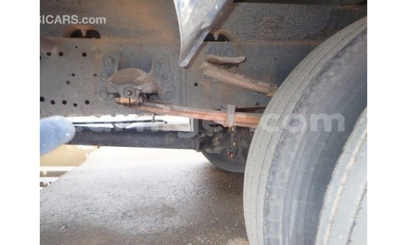 Buy Import Isuzu Bighorn White Truck in Import - Dubai in Agadez Buy Import Isuzu Bighorn White Truck in Import - Dubai in Agadez