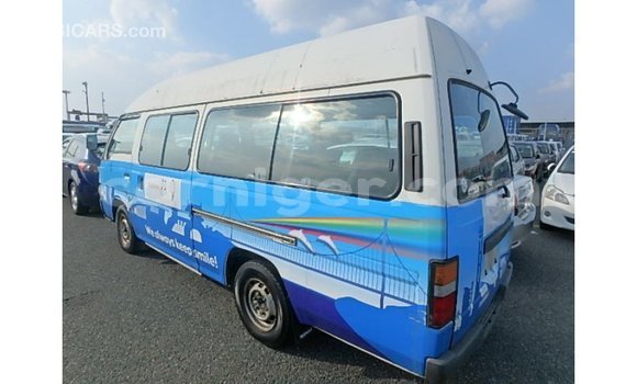 Buy Import Nissan Caravan White Car in Import - Dubai in Agadez Buy Import Nissan Caravan White Car in Import - Dubai in Agadez