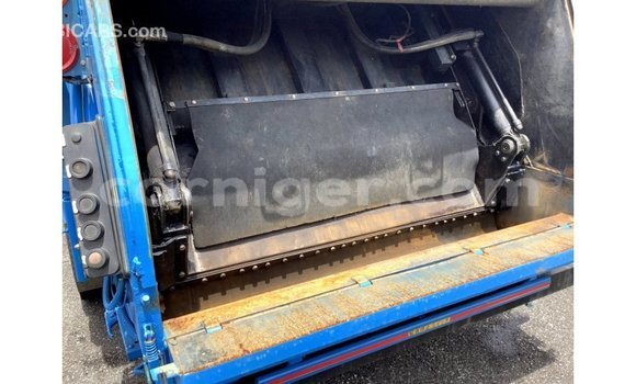 Buy Import Mitsubishi i Blue Car in Import - Dubai in Agadez Buy Import Mitsubishi i Blue Car in Import - Dubai in Agadez