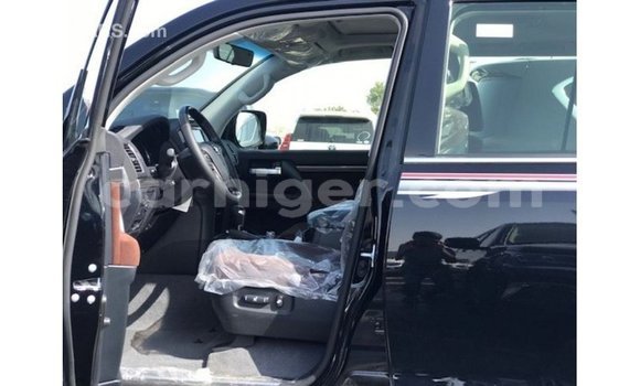 اشتري Imported Toyota Land Cruiser Black شاحنة في Import - Dubai في أغاديز اشتري Imported Toyota Land Cruiser Black شاحنة في Import - Dubai في أغاديز