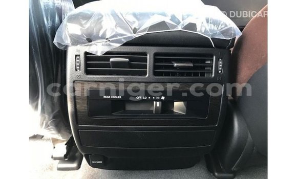 اشتري Imported Toyota Land Cruiser Black شاحنة في Import - Dubai في أغاديز اشتري Imported Toyota Land Cruiser Black شاحنة في Import - Dubai في أغاديز