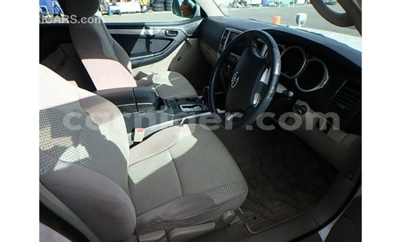 Buy Import Toyota Hilux White Car in Import - Dubai in Agadez Buy Import Toyota Hilux White Car in Import - Dubai in Agadez