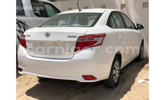 Sayi Imported Toyota Yaris White Mota in Import - Dubai a Agadez Sayi Imported Toyota Yaris White Mota in Import - Dubai a Agadez