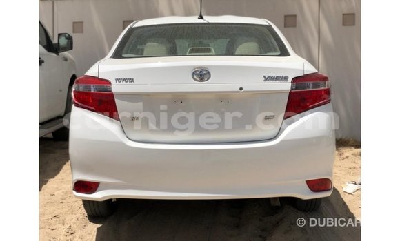Sayi Imported Toyota Yaris White Mota in Import - Dubai a Agadez Sayi Imported Toyota Yaris White Mota in Import - Dubai a Agadez