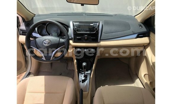 Sayi Imported Toyota Yaris White Mota in Import - Dubai a Agadez Sayi Imported Toyota Yaris White Mota in Import - Dubai a Agadez
