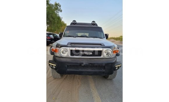 Sayi Imported Toyota FJ Cruiser Other Mota in Import - Dubai a Agadez Sayi Imported Toyota FJ Cruiser Other Mota in Import - Dubai a Agadez