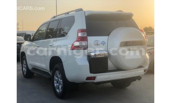 Sayi Imported Toyota Prado White Mota in Import - Dubai a Agadez Sayi Imported Toyota Prado White Mota in Import - Dubai a Agadez