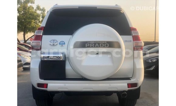 Sayi Imported Toyota Prado White Mota in Import - Dubai a Agadez Sayi Imported Toyota Prado White Mota in Import - Dubai a Agadez
