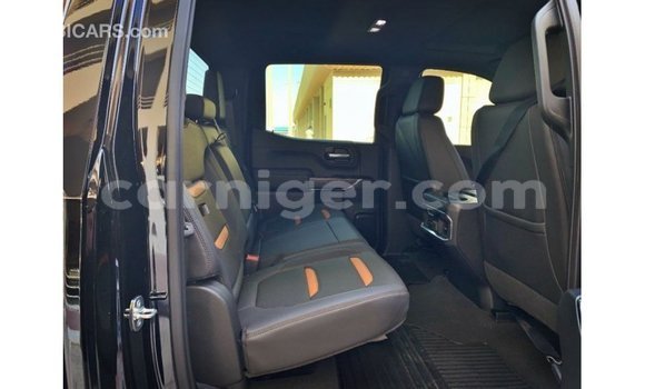 Sayi Imported GMC Sierra Black Mota in Import - Dubai a Agadez Sayi Imported GMC Sierra Black Mota in Import - Dubai a Agadez