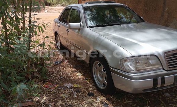 Acheter Occasion Voiture Mercedes Benz C-Class Autre à Niamey au Niamey Acheter Occasion Voiture Mercedes Benz C-Class Autre à Niamey au Niamey