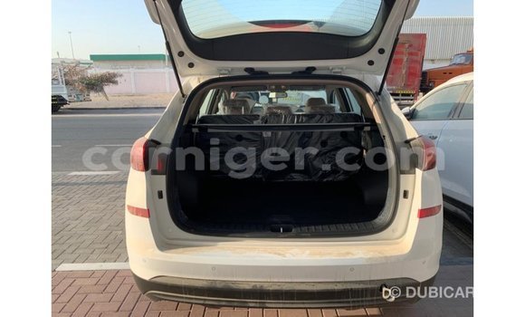Buy Import Hyundai Tucson White Car in Import - Dubai in Agadez Buy Import Hyundai Tucson White Car in Import - Dubai in Agadez
