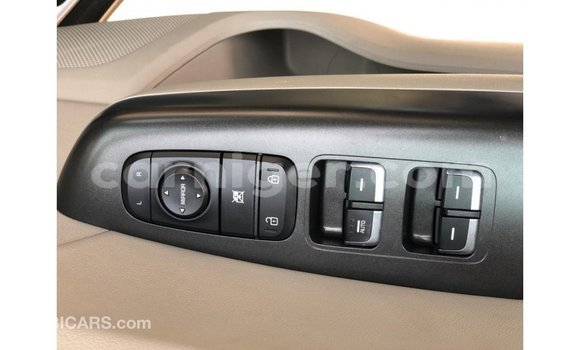 Sayi Imported Kia Sportage Other Mota in Import - Dubai a Agadez Sayi Imported Kia Sportage Other Mota in Import - Dubai a Agadez