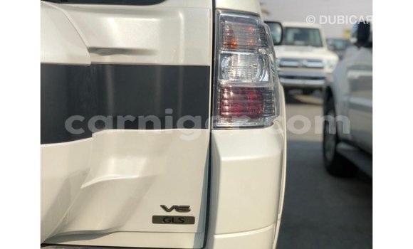 Sayi Imported Mitsubishi Pajero Black Mota in Import - Dubai a Agadez Sayi Imported Mitsubishi Pajero Black Mota in Import - Dubai a Agadez