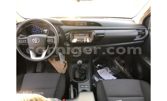 Buy Import Toyota Hilux Other Car in Import - Dubai in Agadez Buy Import Toyota Hilux Other Car in Import - Dubai in Agadez