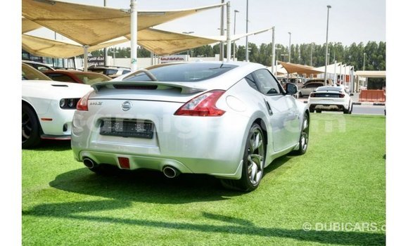 Acheter Import Voiture Nissan 370Z Autre à Import - Dubai, Agadez Acheter Import Voiture Nissan 370Z Autre à Import - Dubai, Agadez