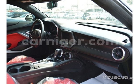 Acheter Import Voiture Chevrolet Camaro Noir à Import - Dubai, Agadez Acheter Import Voiture Chevrolet Camaro Noir à Import - Dubai, Agadez