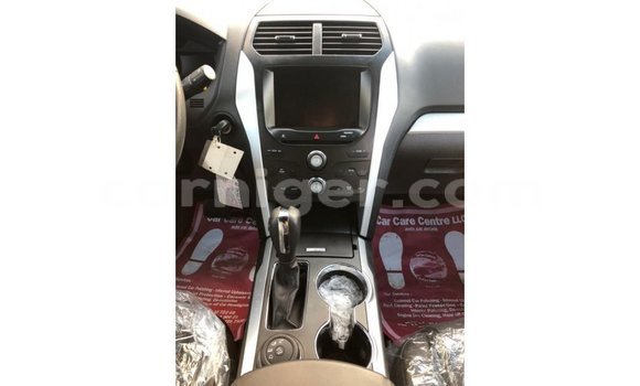 Sayi Imported Ford Explorer Blue Mota in Import - Dubai a Agadez Sayi Imported Ford Explorer Blue Mota in Import - Dubai a Agadez