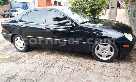 Acheter Occasion Voiture Mercedes Benz C-Class Noir à Niamey au Niamey Acheter Occasion Voiture Mercedes Benz C-Class Noir à Niamey au Niamey
