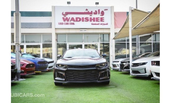 Acheter Import Voiture Chevrolet Camaro Noir à Import - Dubai, Agadez Acheter Import Voiture Chevrolet Camaro Noir à Import - Dubai, Agadez