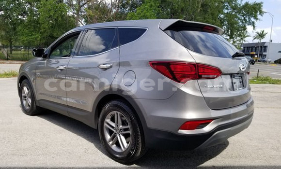 Buy Used Hyundai Santa Fe Other Car in Arlit in Agadez Buy Used Hyundai Santa Fe Other Car in Arlit in Agadez