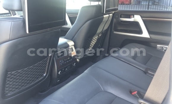 Buy Used Toyota Land Cruiser Prado White Car in Bouza in Tahoua Buy Used Toyota Land Cruiser Prado White Car in Bouza in Tahoua