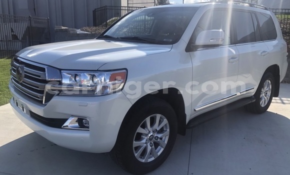 Buy Used Toyota Land Cruiser Prado White Car in Bouza in Tahoua Buy Used Toyota Land Cruiser Prado White Car in Bouza in Tahoua