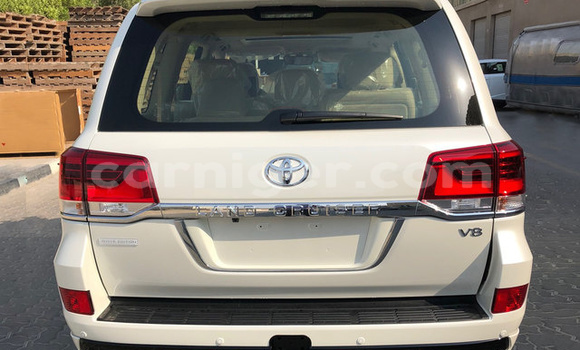 Buy Used Toyota Land Cruiser White Car in Boboye in Dosso Buy Used Toyota Land Cruiser White Car in Boboye in Dosso