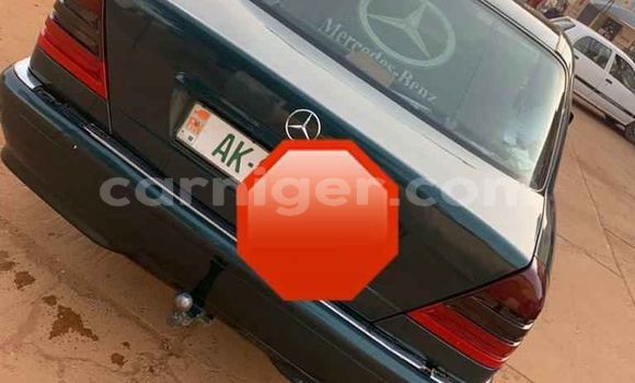 Buy Used Mercedes‒Benz C–Class Green Car in Abalak in Tahoua Buy Used Mercedes‒Benz C–Class Green Car in Abalak in Tahoua