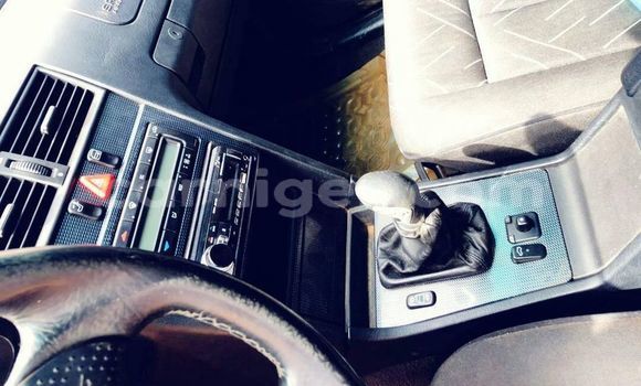 Sayi Na hannu Mercedes‒Benz C–Class Green Mota in Abalak a jihohin Tahoua Sayi Na hannu Mercedes‒Benz C–Class Green Mota in Abalak a jihohin Tahoua