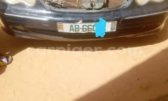 Sayi Na hannu Mercedes‒Benz C–Class Black Mota in Abalak a jihohin Tahoua Sayi Na hannu Mercedes‒Benz C–Class Black Mota in Abalak a jihohin Tahoua