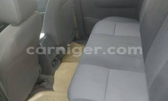 Sayi Na hannu Toyota Hilux Silver Mota in Abalak a jihohin Tahoua Sayi Na hannu Toyota Hilux Silver Mota in Abalak a jihohin Tahoua