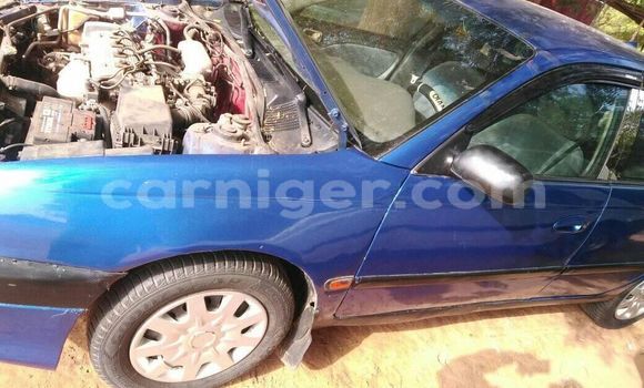 Sayi Na hannu Toyota Avensis Blue Mota in Abalak a jihohin Tahoua Sayi Na hannu Toyota Avensis Blue Mota in Abalak a jihohin Tahoua