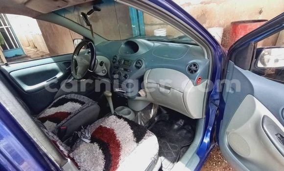 Sayi Na hannu Toyota Yaris Blue Mota in Abalak a jihohin Tahoua Sayi Na hannu Toyota Yaris Blue Mota in Abalak a jihohin Tahoua
