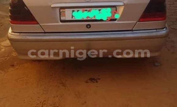 Sayi Na hannu Mercedes‒Benz C–Class Silver Mota in Abalak a jihohin Tahoua Sayi Na hannu Mercedes‒Benz C–Class Silver Mota in Abalak a jihohin Tahoua